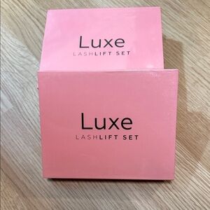 LUXE COSMETICS Luxe Lash Lift Set - Pink